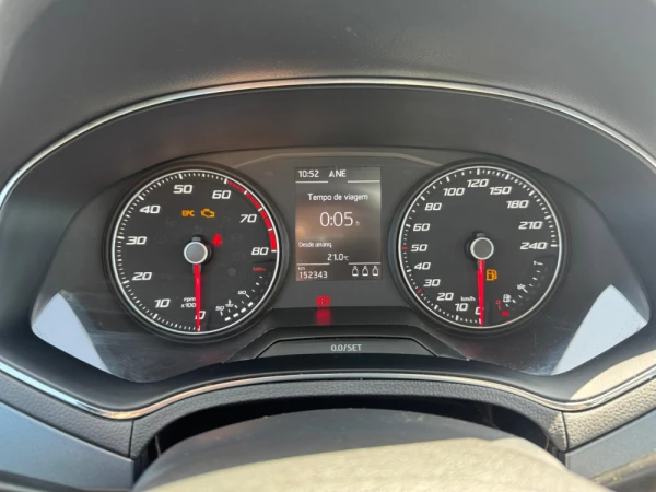 SEAT Arona 1.0 TSI 95 cv 12