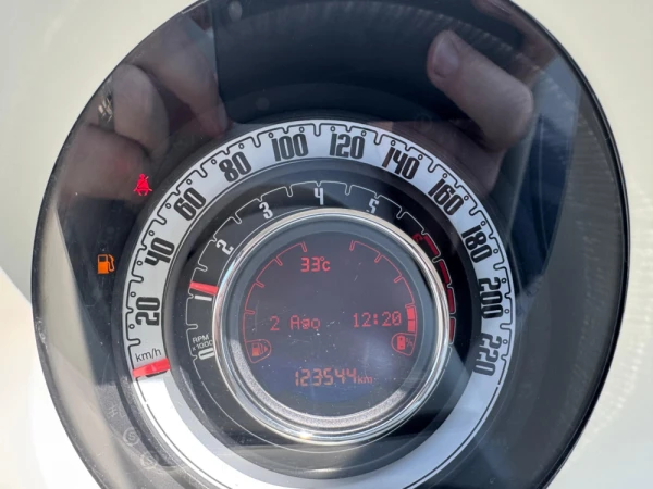 Fiat 500 1.0 Hybrid Lounge 11