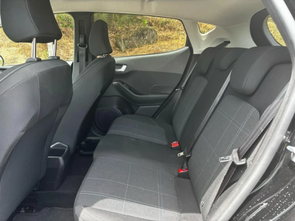 Ford Fiesta Mk7 Hatchback 1.1 Ti-VCT 8