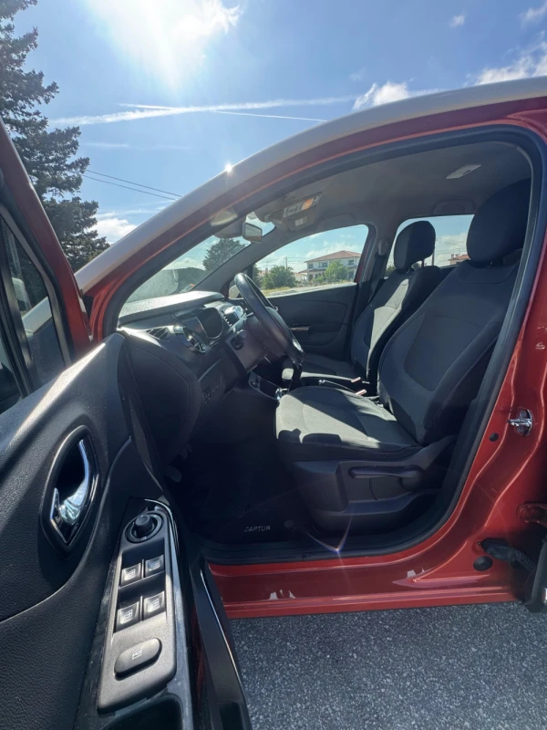 Renault Captur 0.9 TCE Exclusive 5