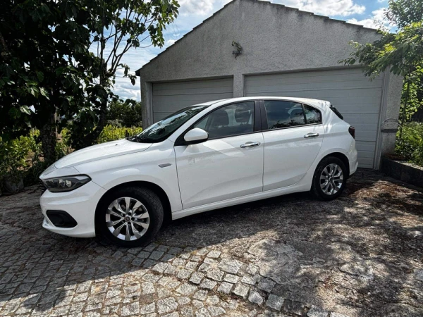 Fiat Tipo 1.3 M-Jet Easy 6