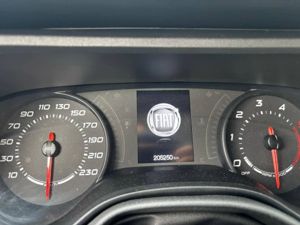 Fiat Tipo 1.3 M-Jet Easy 9