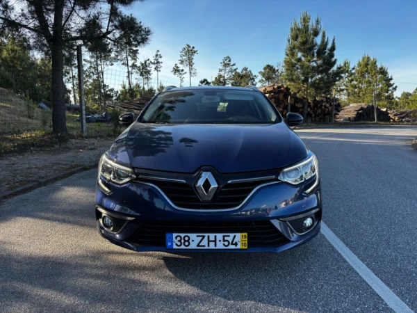 Renault Mégane IV Grandtour 1.5 Blue dCi 4