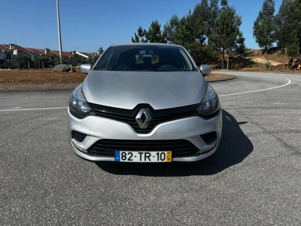 Renault Clio IV Hatchback 1.5 dCi 9