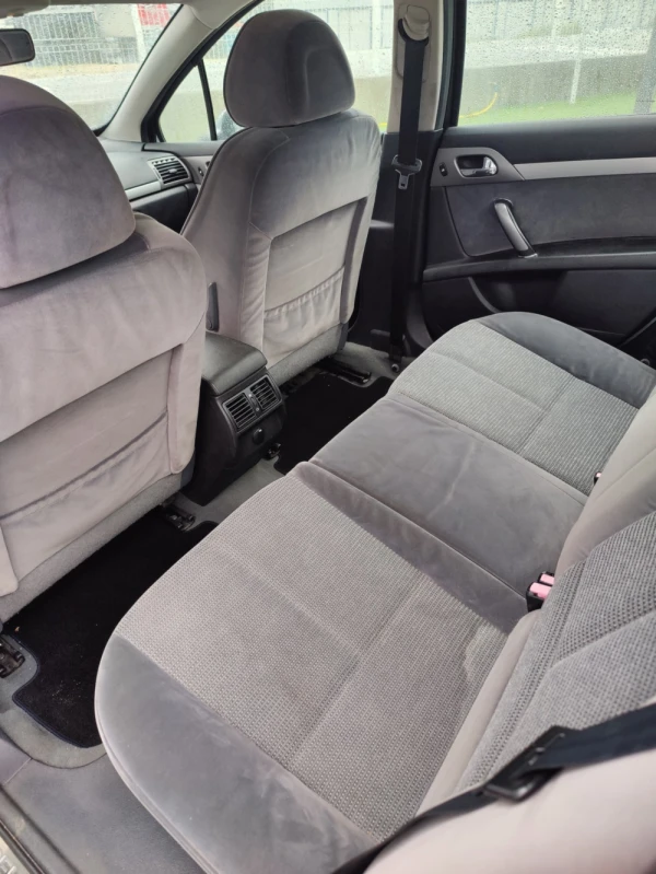 Peugeot 407 Sedan 2.0 HDi 10