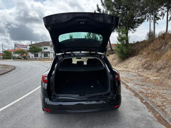 Renault Mégane 1.5 Blue dCi Limited 7