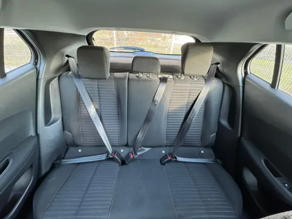 Peugeot 2008 1.5 BlueHDi Active Pack 5