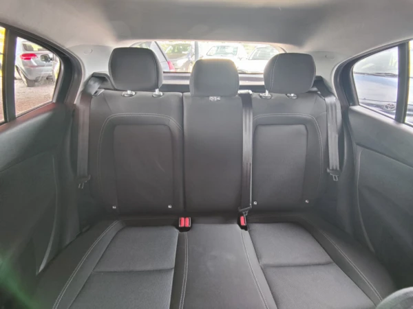 Fiat Tipo 1.6 M-Jet Easy 10