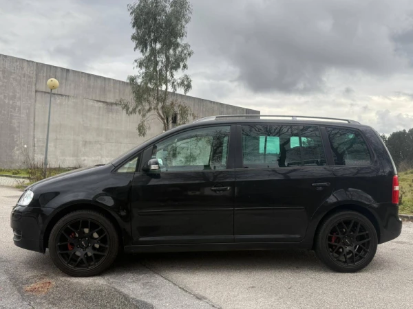 Volkswagen Touran I 2.0 TDI 16V 11