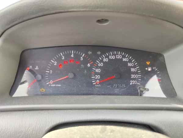 Toyota Corolla IX Hatchback 1.4D 4
