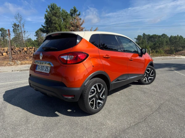 Renault Captur 0.9 TCE Exclusive 2