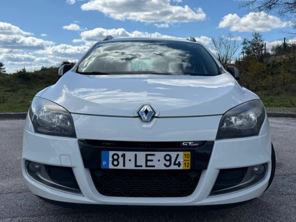 Renault Mégane III Grandtour 1.5 dCi 11