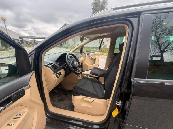 Volkswagen Touran I 2.0 TDI 16V 21