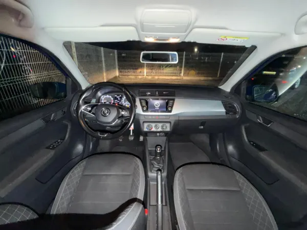 Skoda Fabia 1.0 TSI Ambition 3