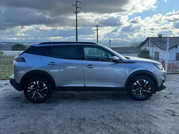 Peugeot 2008 1.5 BlueHDi Allure Pack 7