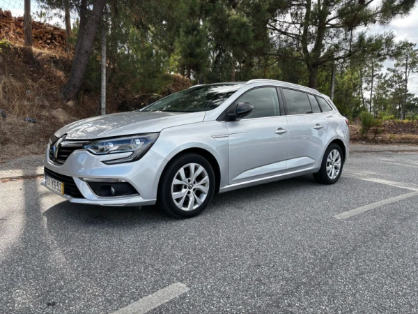 Renault Mégane Sport Tourer 1.5 Blue dCi Limited 5