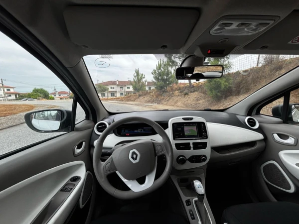 Renault Zoe null 11