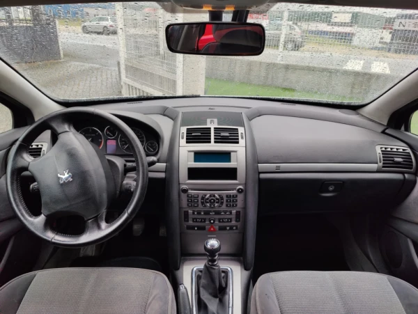 Peugeot 407 Sedan 2.0 HDi 9