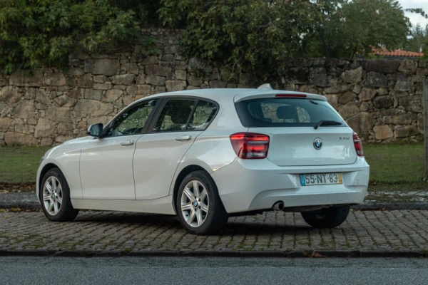 BMW 120 d Line Urban 2