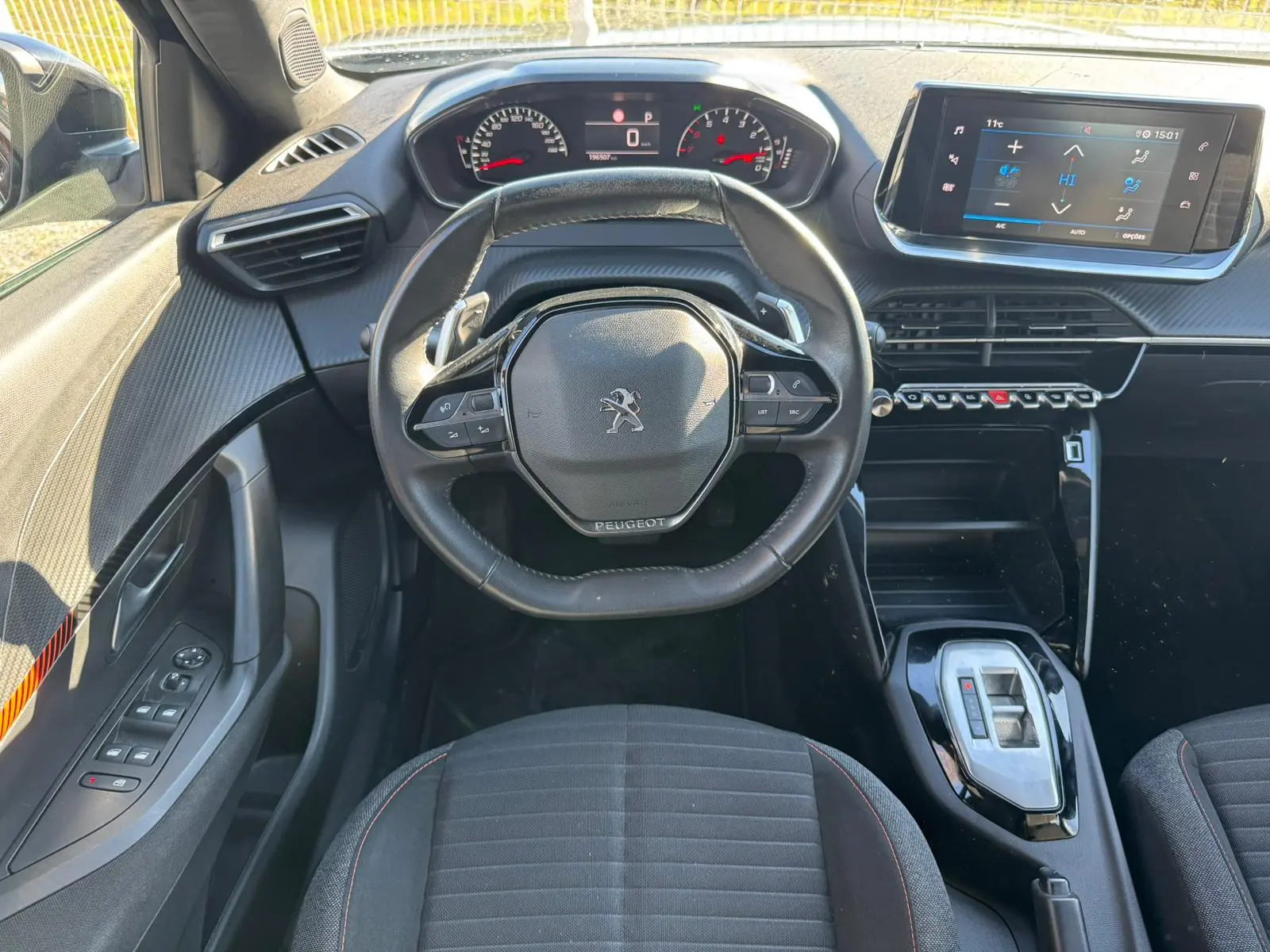 Peugeot 2008 1.5 BlueHDi Active Pack EAT8 13