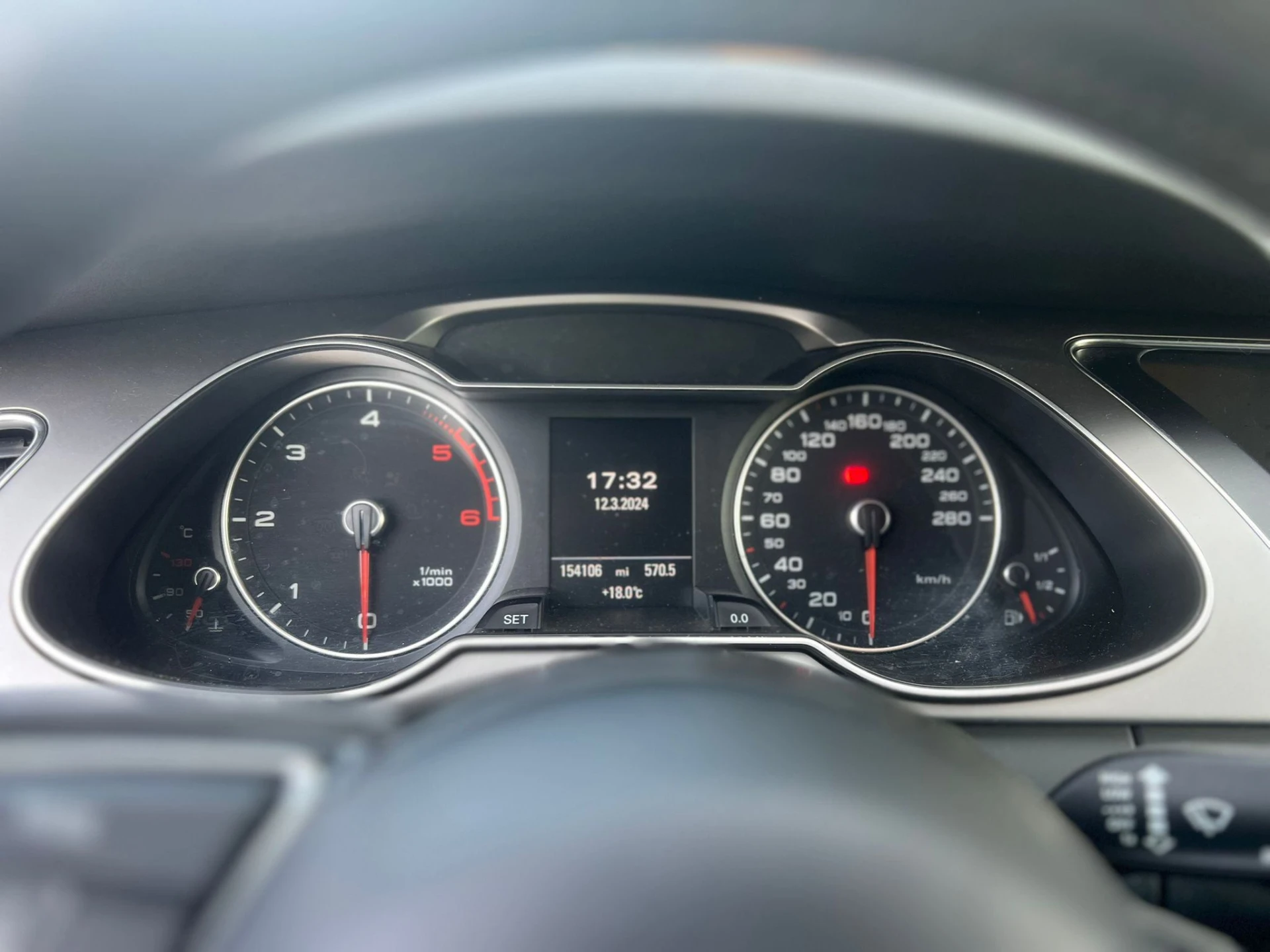 Audi A4 Allroad 2.0 TDI quattro Advance 5