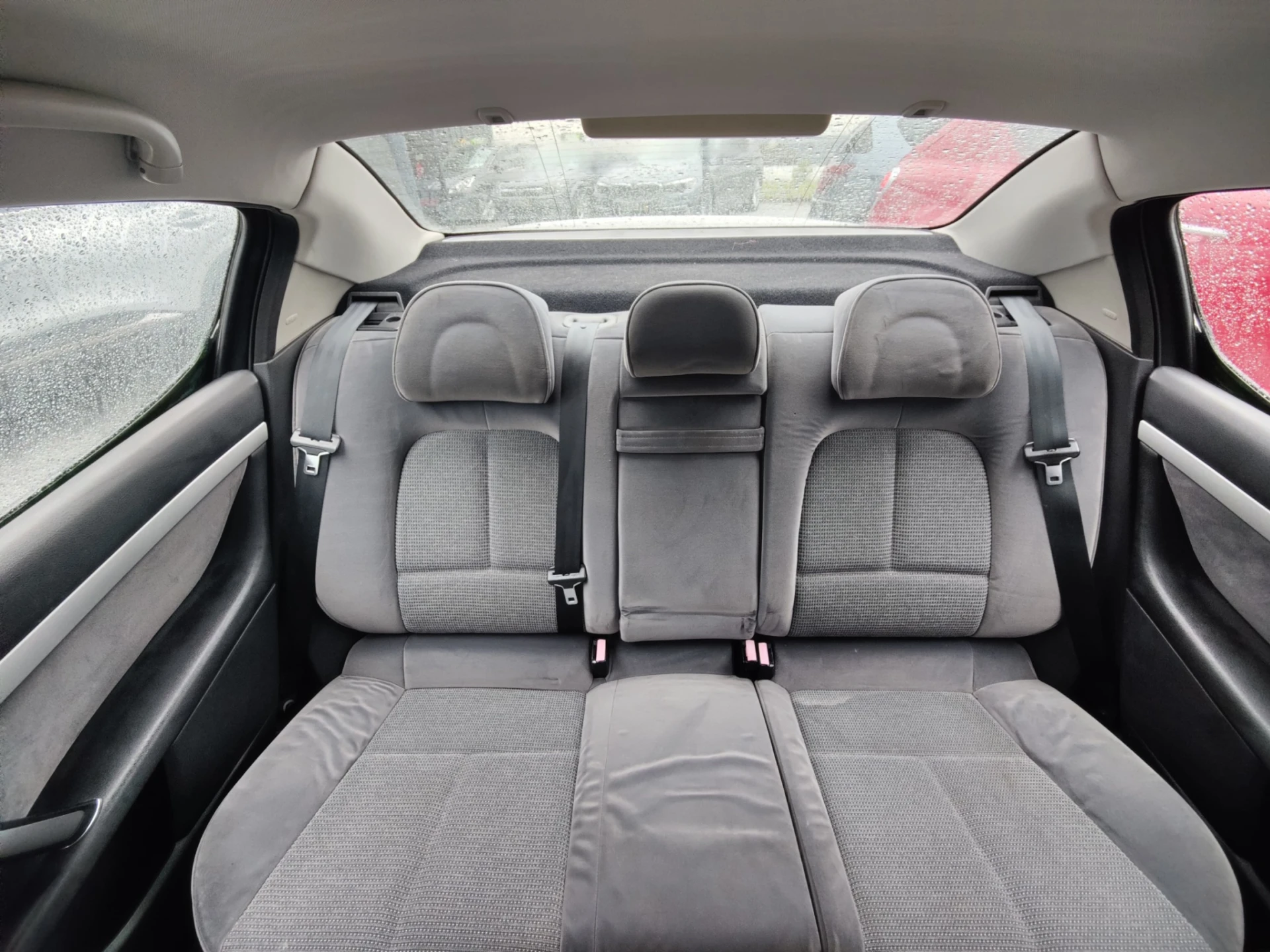 Peugeot 407 Sedan 2.0 HDi 7