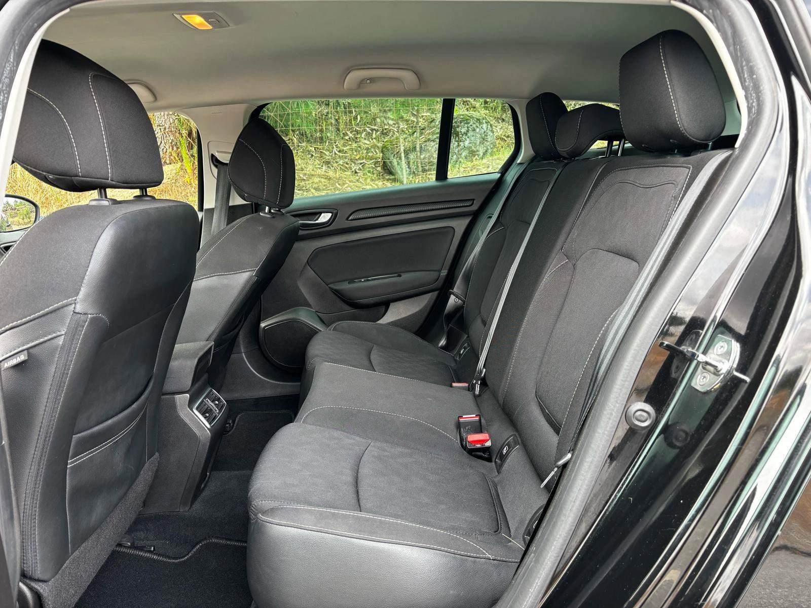Renault Mégane 1.5 Blue dCi Limited 9