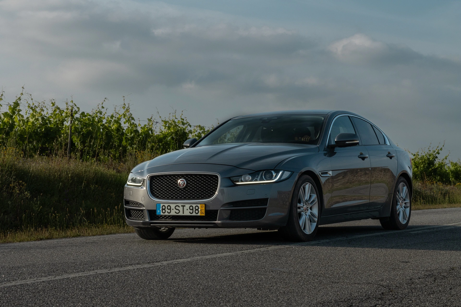Jaguar XE 2.0 D Prestige 10
