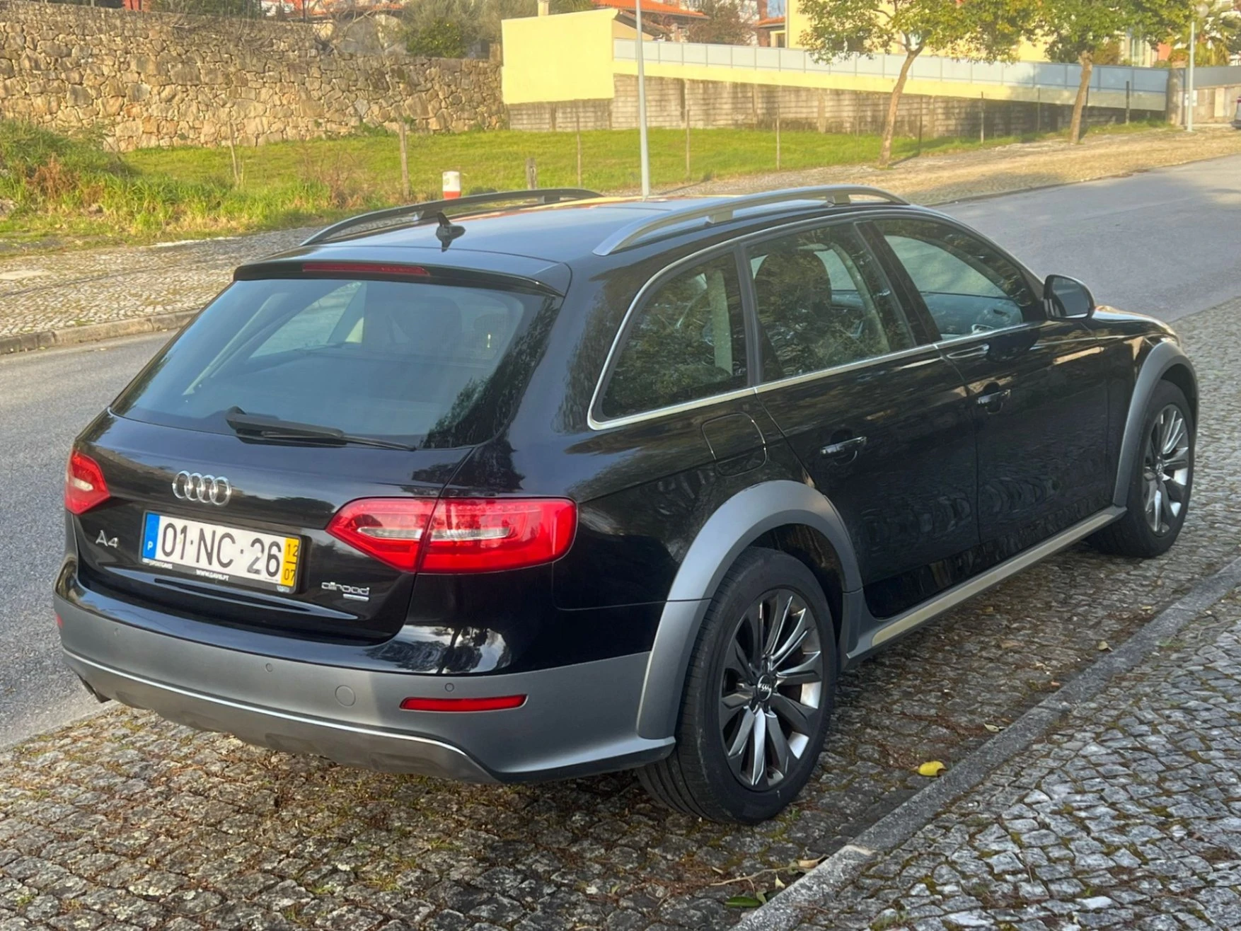 Audi A4 Allroad 2.0 TDI quattro Advance 4
