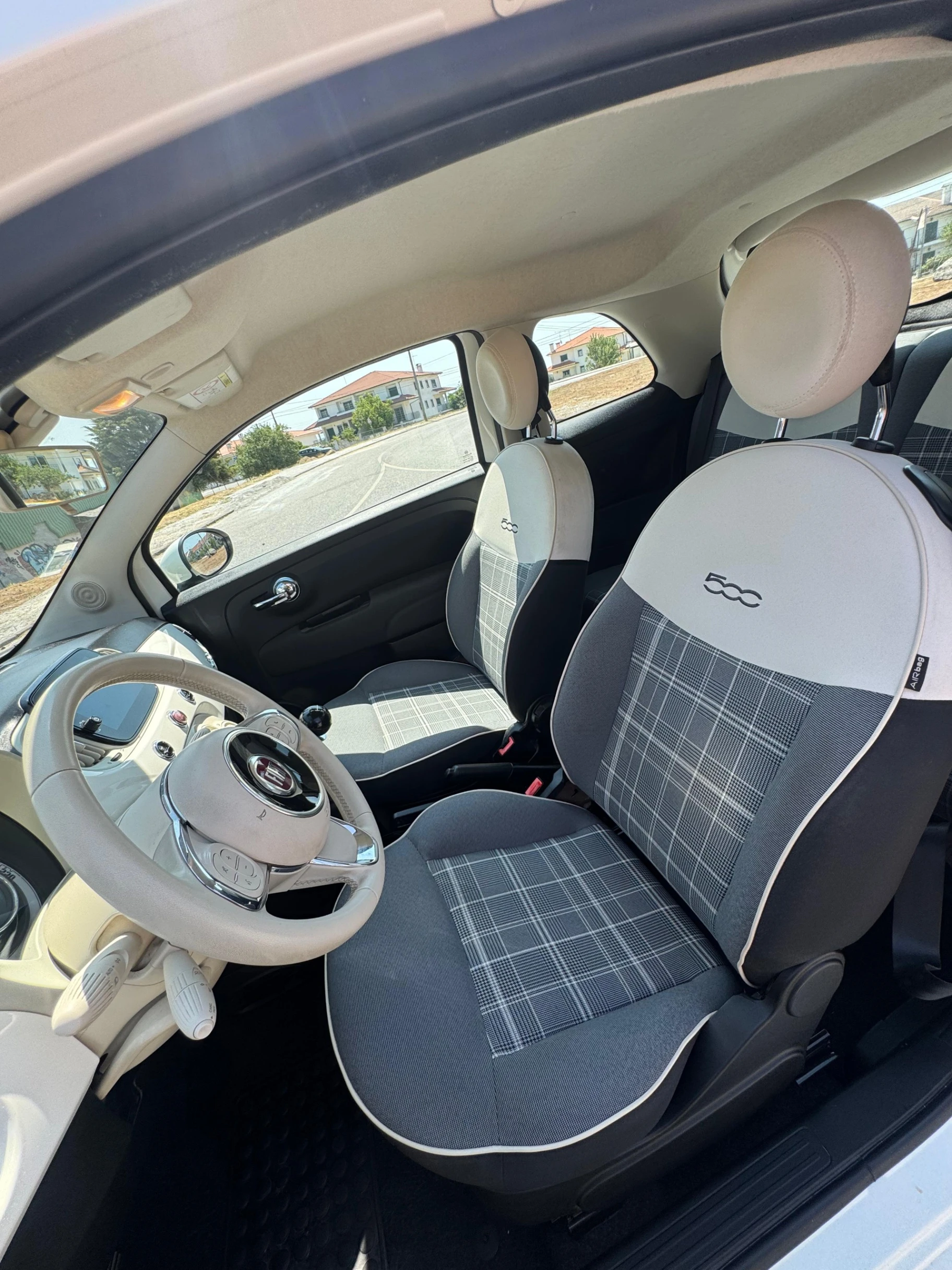 Fiat 500 1.0 Hybrid Lounge 12