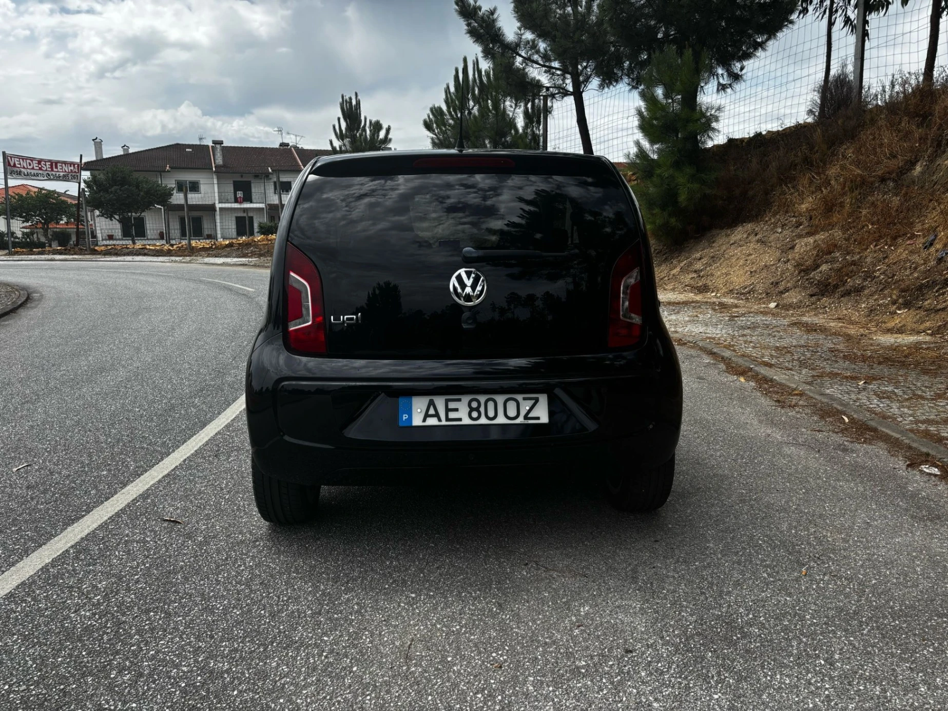 Volkswagen Up! Hatchback 1.0 6