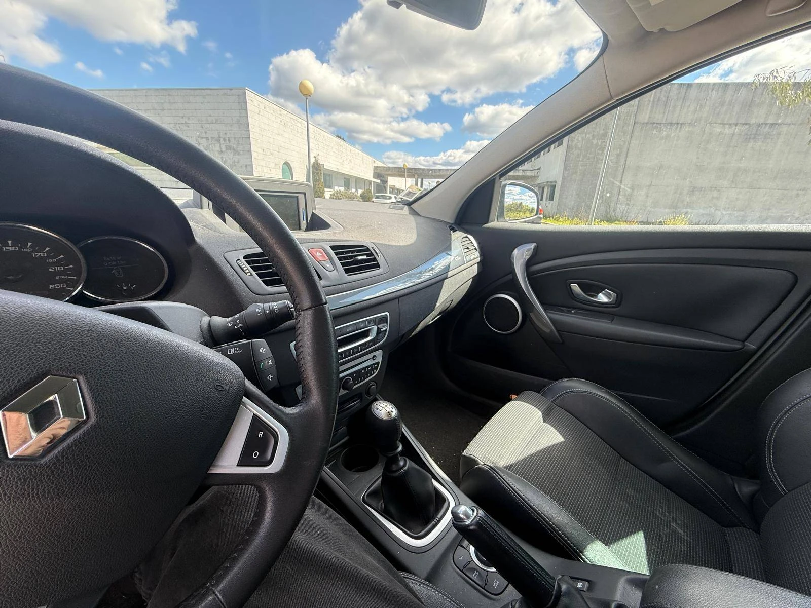 Renault Mégane III Grandtour 1.5 dCi 4