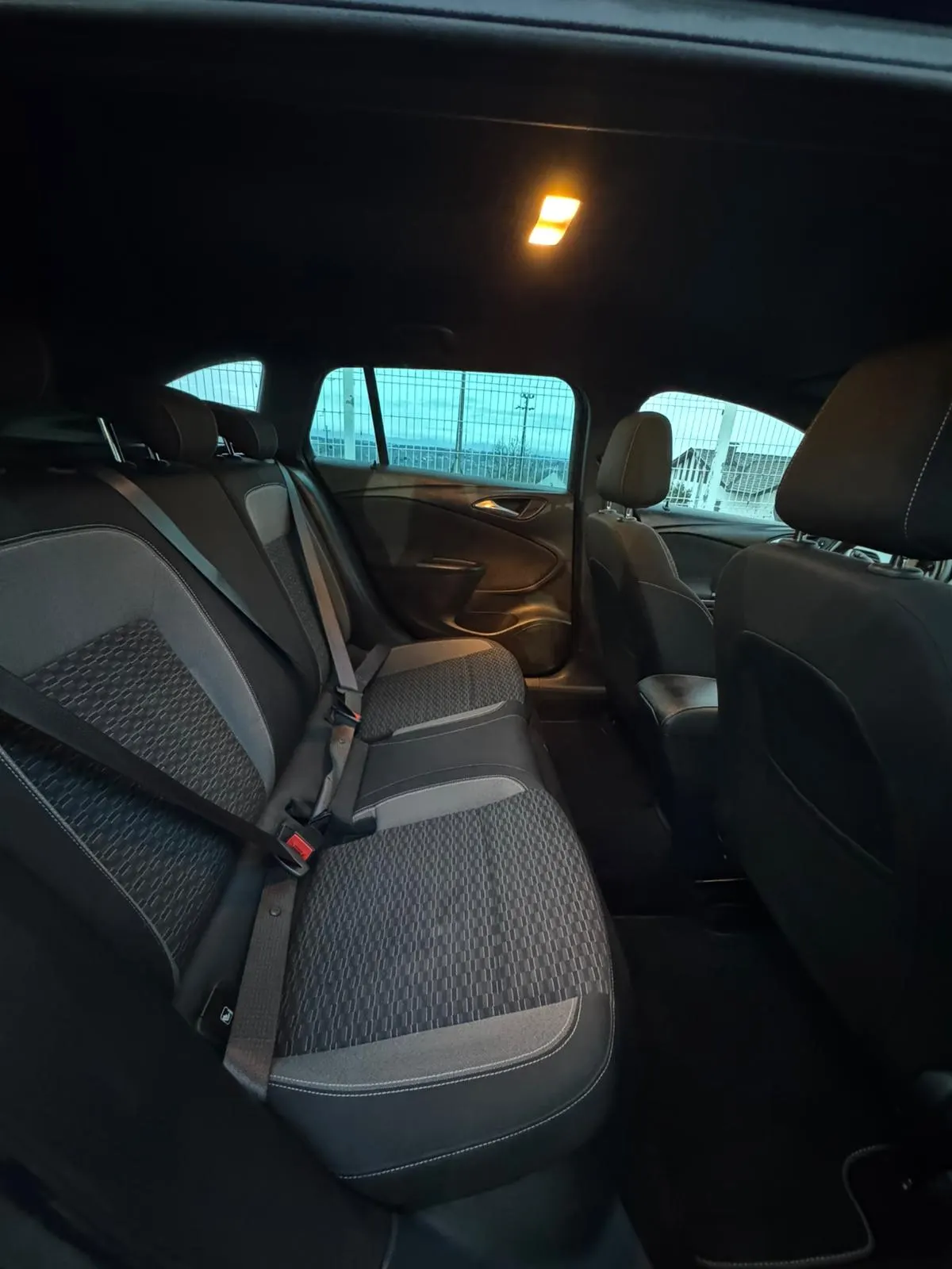 Opel Astra Sports Tourer 1.5 D GS Line S/S 7