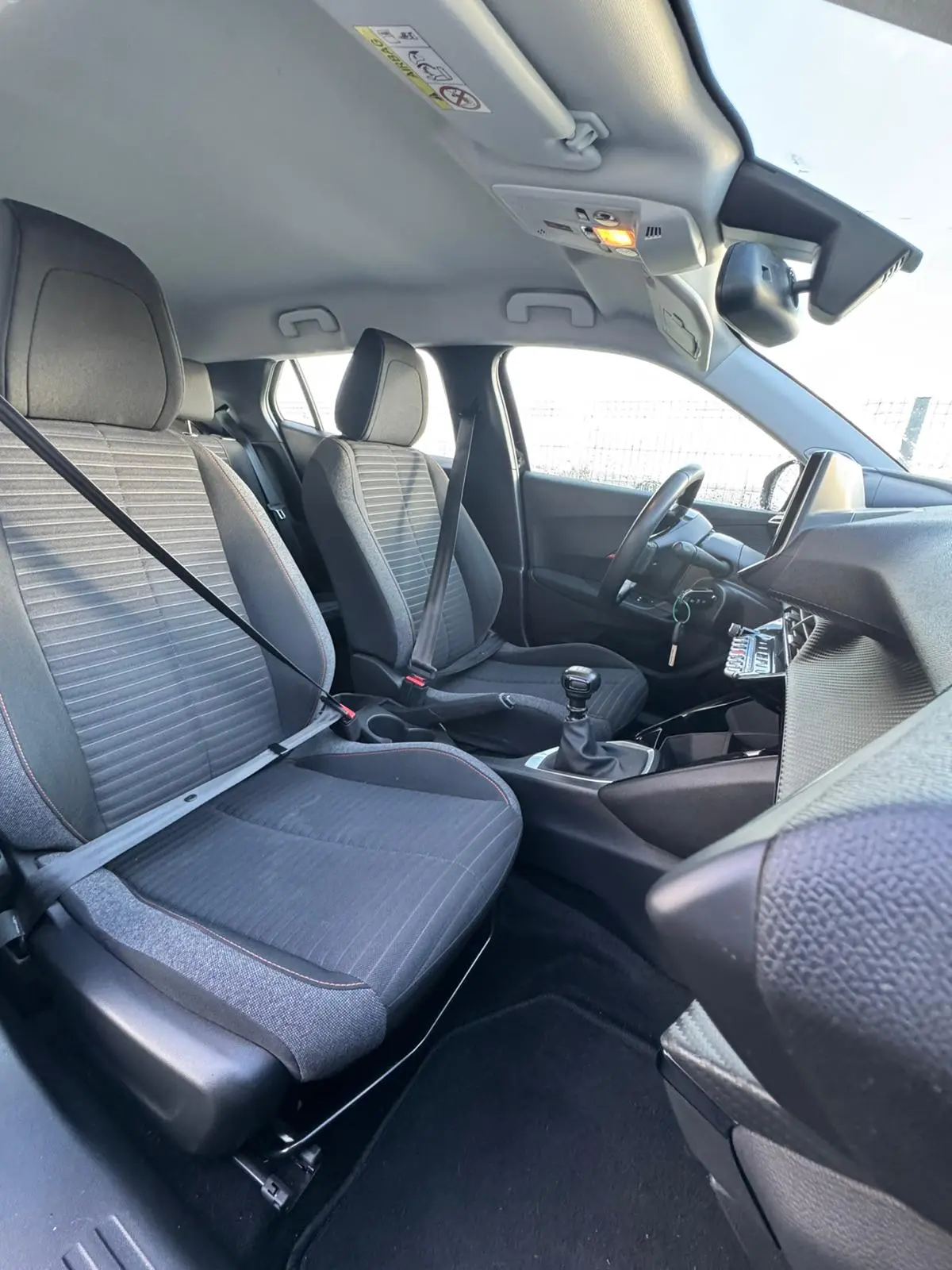 Peugeot 2008 1.5 BlueHDi Active Pack 7