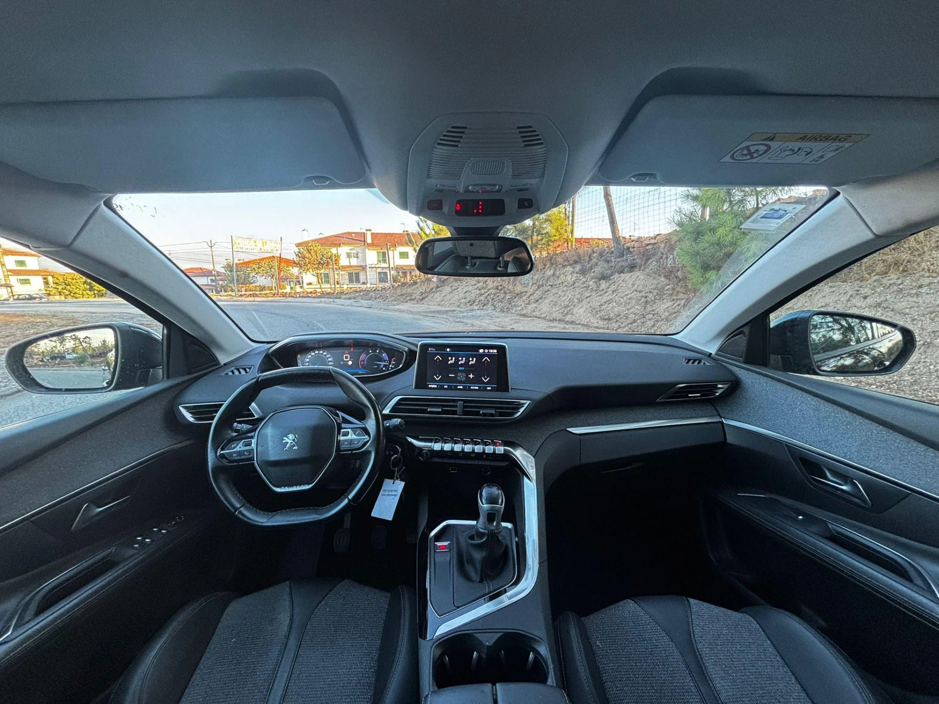 Peugeot 3008 1.5 BlueHDi Allure 3