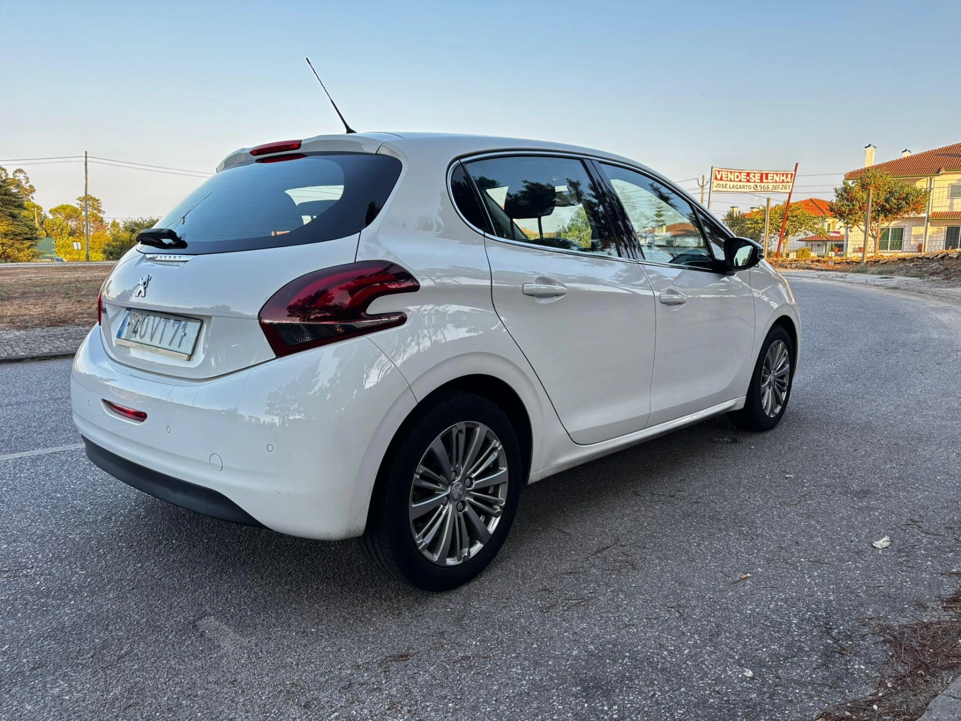 Peugeot 208 1.2 PureTech Active 6