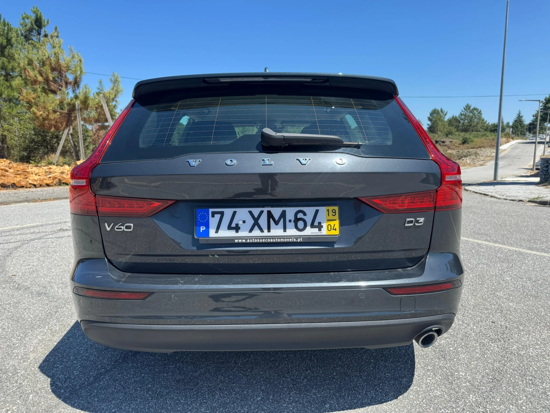 Volvo V60 2.0 D3 Momentum 9