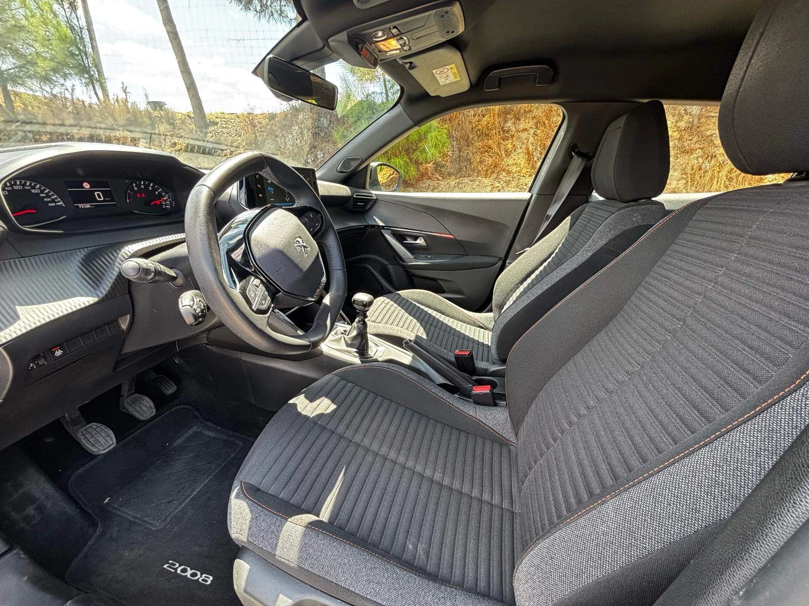 Peugeot 2008 1.2 PureTech Active Pack 13