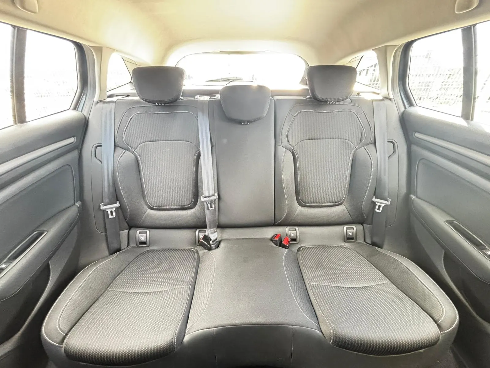 Renault Mégane Sport Tourer 1.6 E-Tech Plug-In Zen 10