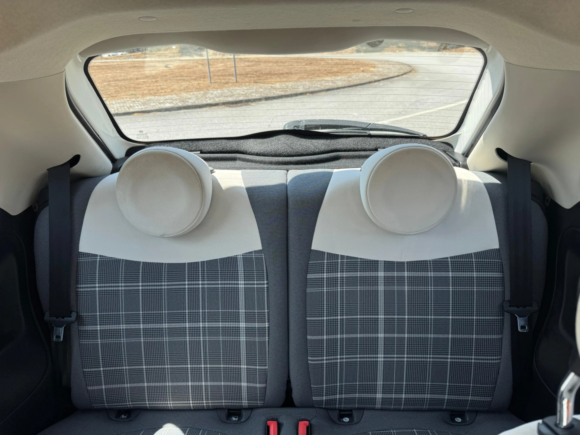 Fiat 500 1.0 Hybrid Lounge 10