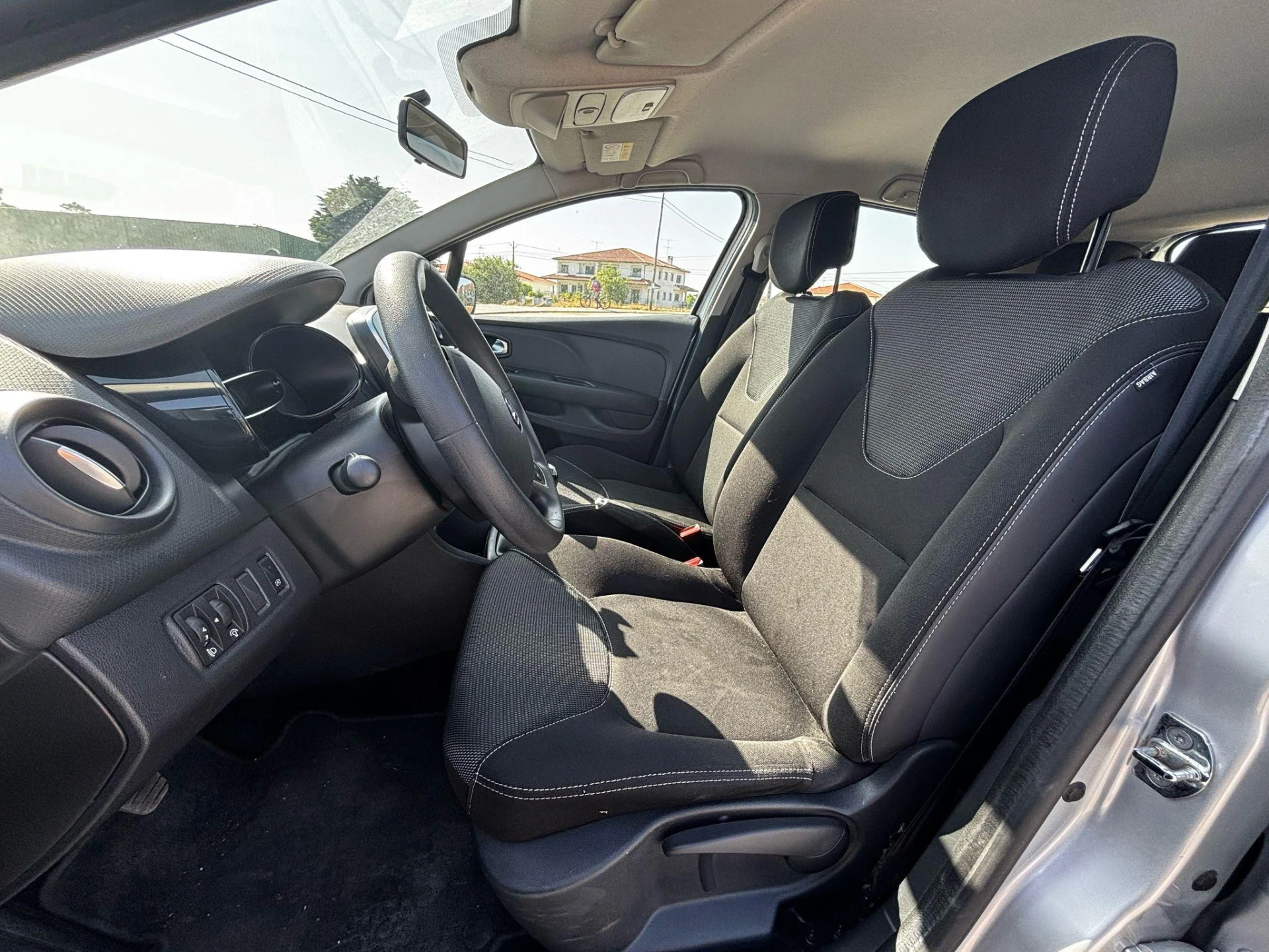 Renault Clio IV Hatchback 1.5 dCi 14