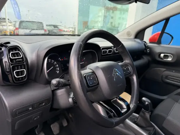 Citroën C3 Aircross 1.2 PureTech Shine 8