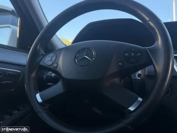 Mercedes-Benz E 220 Outro 6