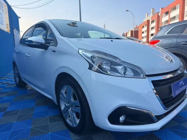 Peugeot 208 1.2 PureTech Style 3
