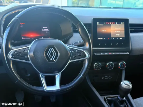 Renault Clio BLUE dCi 100 BUSINESS EDITION 5