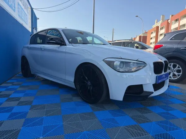 BMW 120 d xDrive Pack M 5