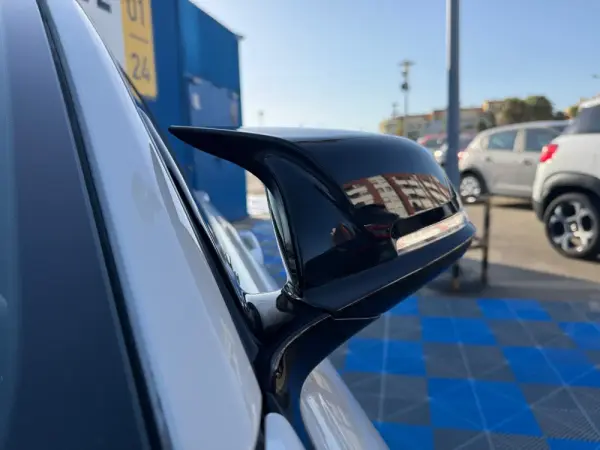 BMW 120 d xDrive Pack M 9
