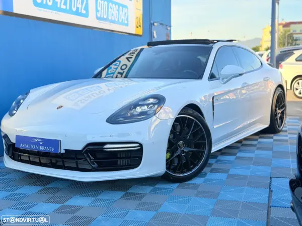 Porsche Panamera 4 E-Hybrid Platinum Edition 9