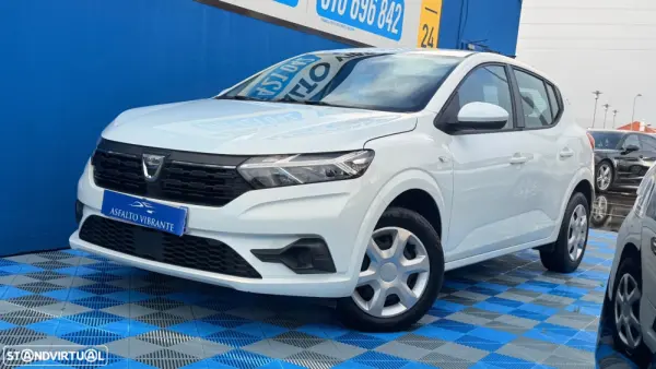 Dacia Sandero Outro 10