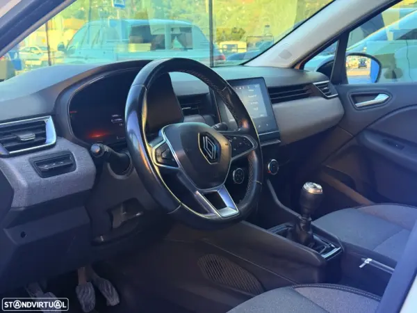 Renault Clio BLUE dCi 100 BUSINESS EDITION 4